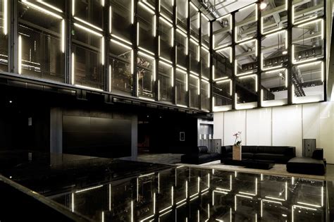 fendi showroom milano via solari|Silvia Venturini Fendi Said Designing a Coed Fendi Show for .